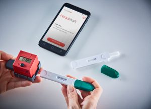 Urine test, reader and. mobile phone